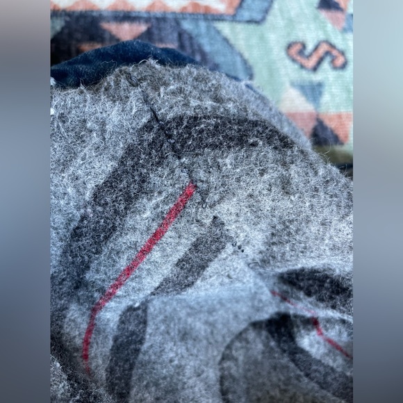 Vintage Levi’s blanket lined denim jacket (USA made) - Picture 10 of 10